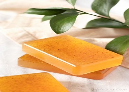 صابون طبيعي بالعسل واللوز – Honey & Almond Natural Soap