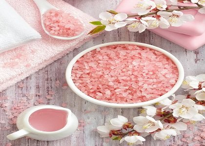 مقشر الجسم بالسكر والورد – Rose Sugar Body Scrub
